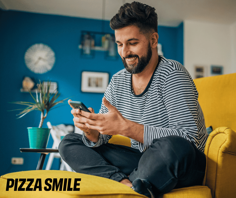 la comodità di ordinare le pizze dall'app di pizza smile. 